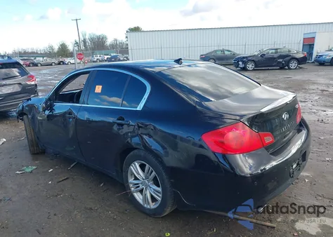 2013 Infiniti G37X z USA, uszkodzony, nr VIN JN1CV6AR2DM754159